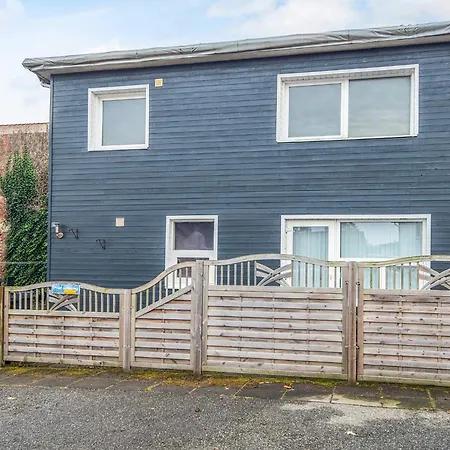 Holiday home 4 Person In *